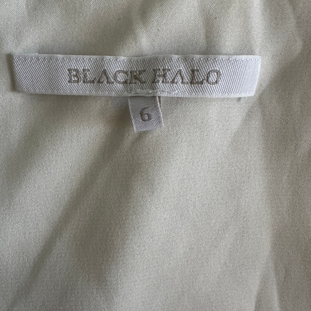 Black Halo White Textured Crepe Crop Top Halter Neck Spaghetti Strap Size 6 - Picture 3 of 4